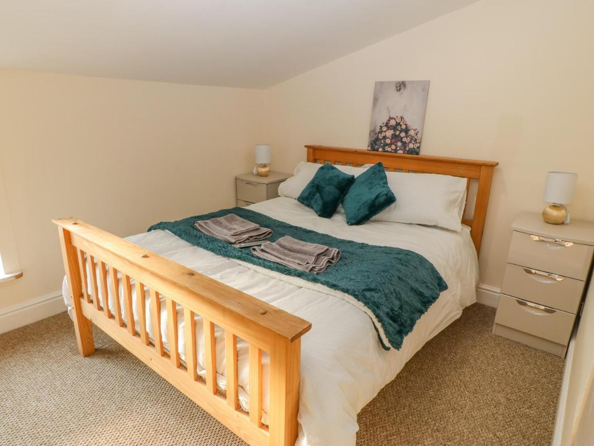 The Apartment At Plas Yr Eithin Amlwch Bagian luar foto