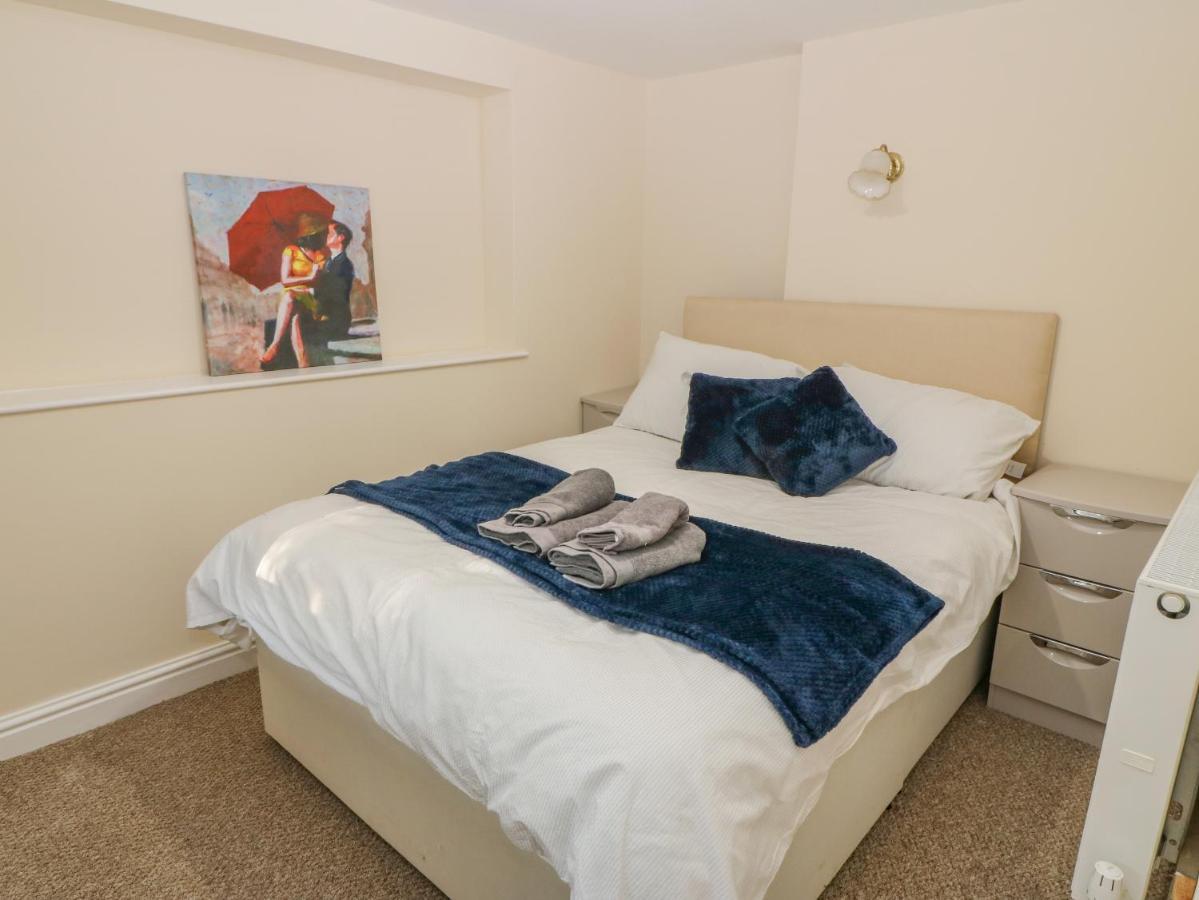 The Apartment At Plas Yr Eithin Amlwch Bagian luar foto