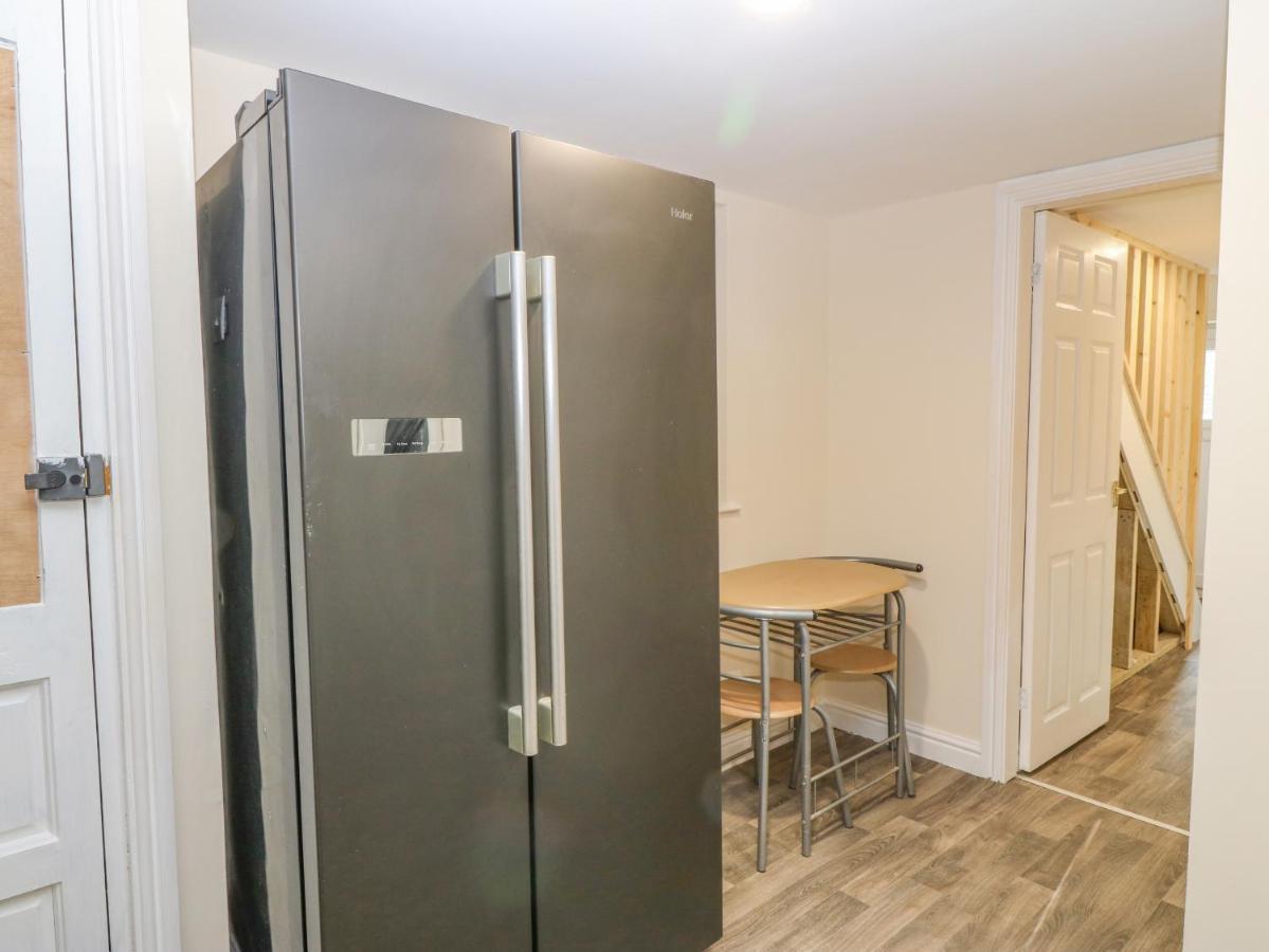The Apartment At Plas Yr Eithin Amlwch Bagian luar foto