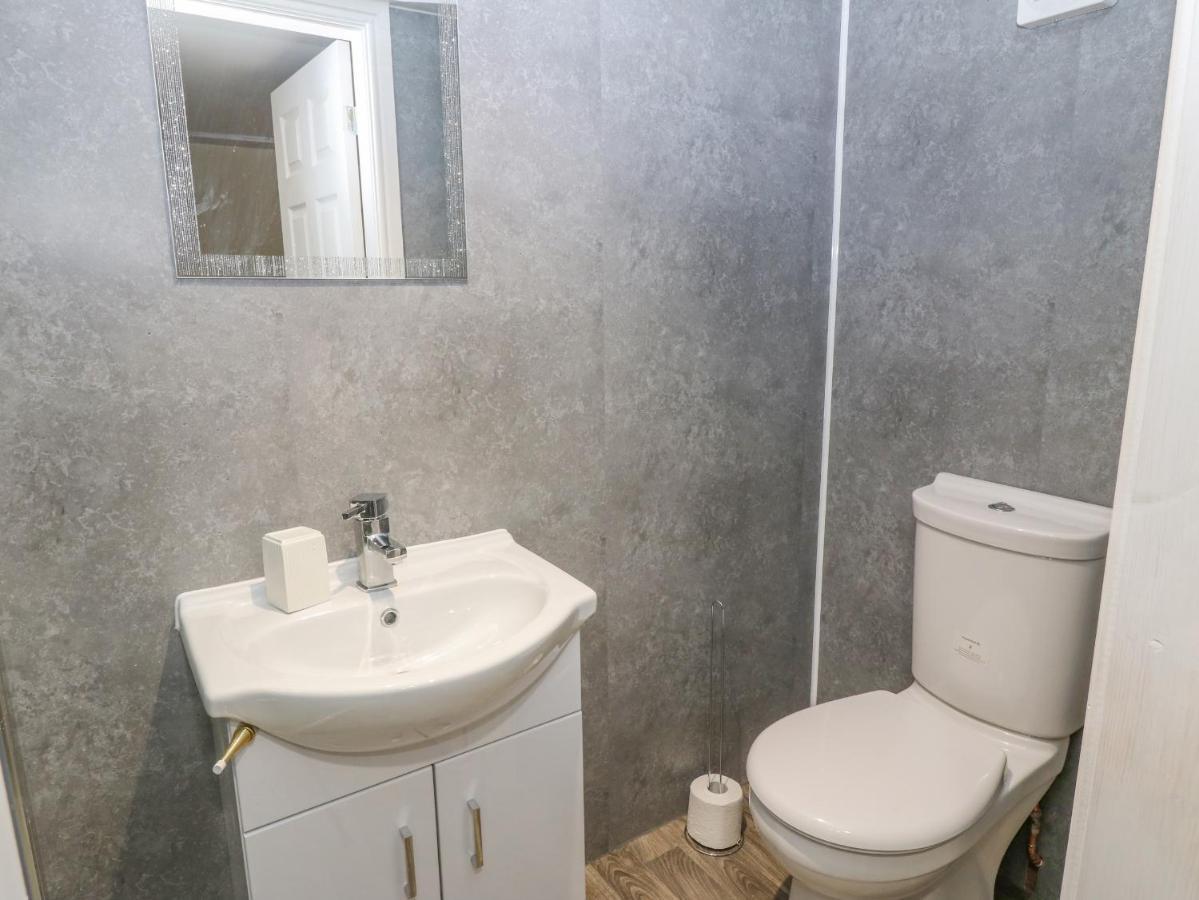 The Apartment At Plas Yr Eithin Amlwch Bagian luar foto