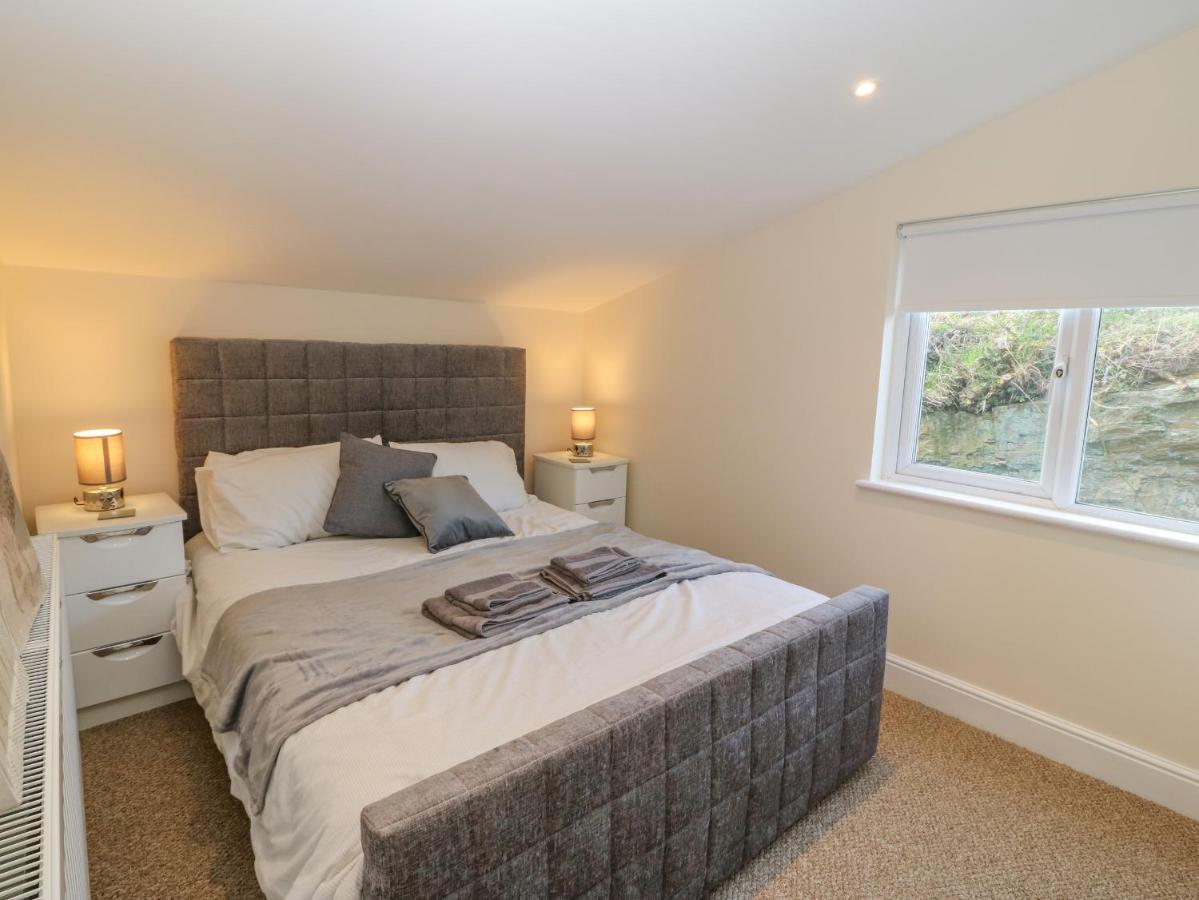 The Apartment At Plas Yr Eithin Amlwch Bagian luar foto