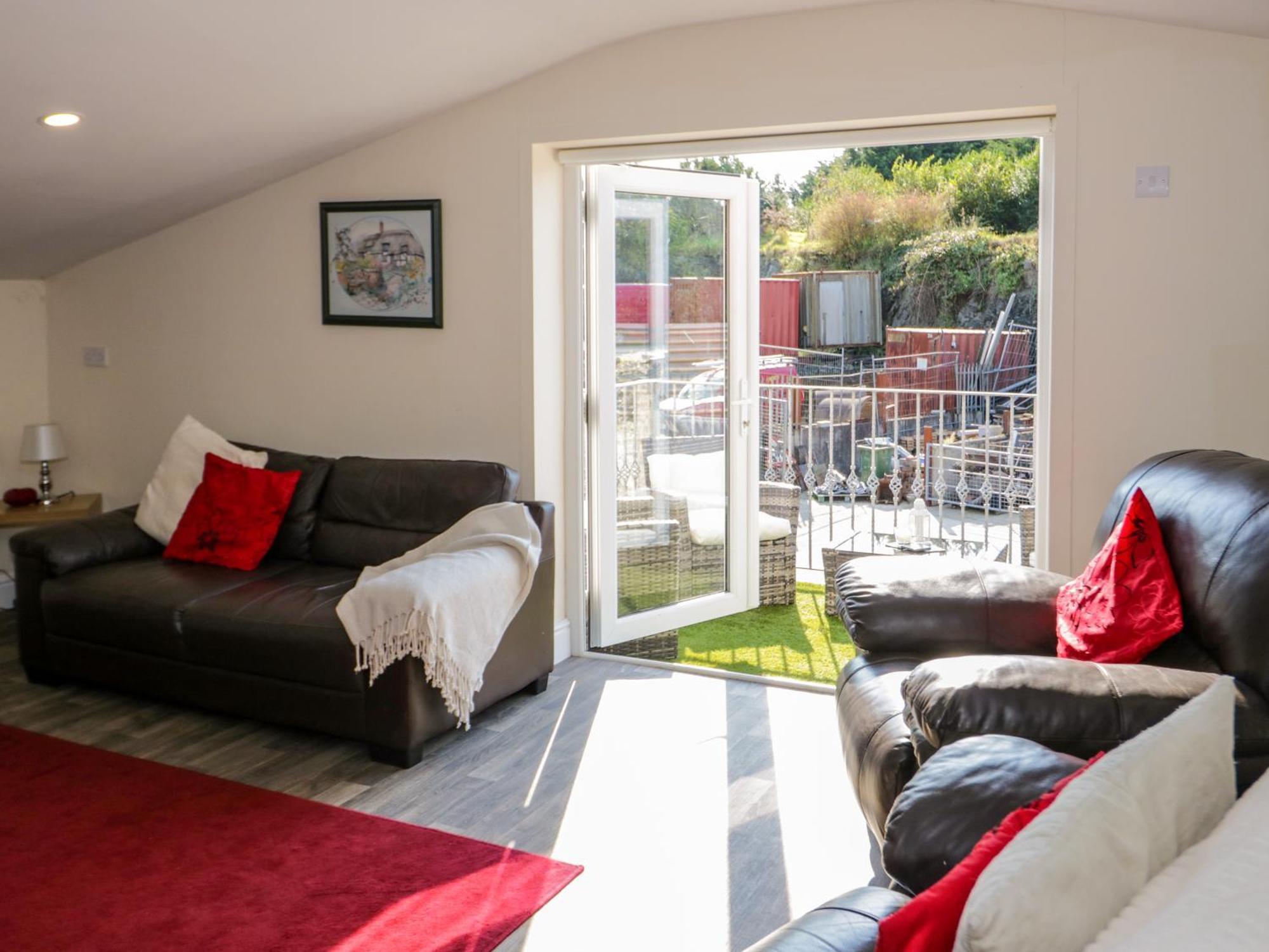 The Apartment At Plas Yr Eithin Amlwch Bagian luar foto
